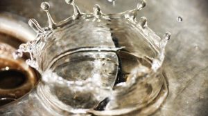 Verstopften Abfluss reinigen