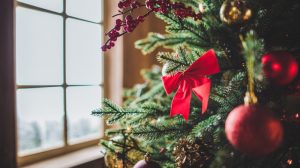 Weihnachtsbaum schmücken