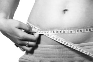 Flacher Bauch